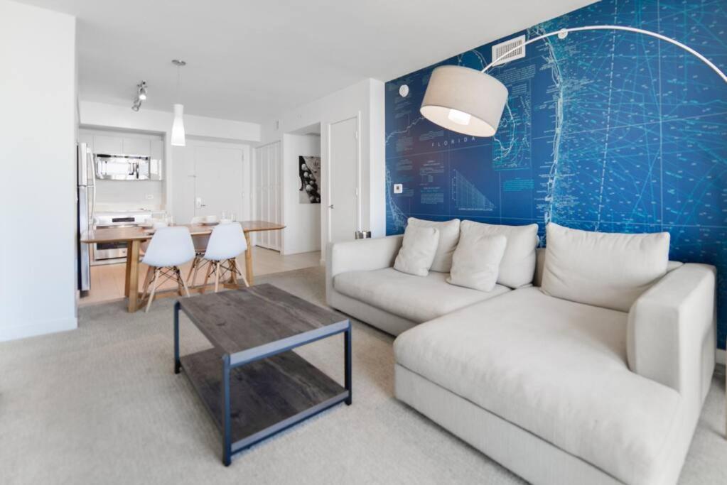 Awesome 2Br Condo Beachwalk Resort Hallandale Beach Extérieur photo