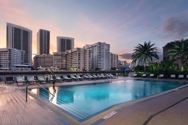 Awesome 2Br Condo Beachwalk Resort Hallandale Beach Extérieur photo